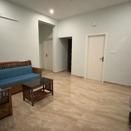 The Karlyle Homestay Vaduvanchal Exteriér fotografie