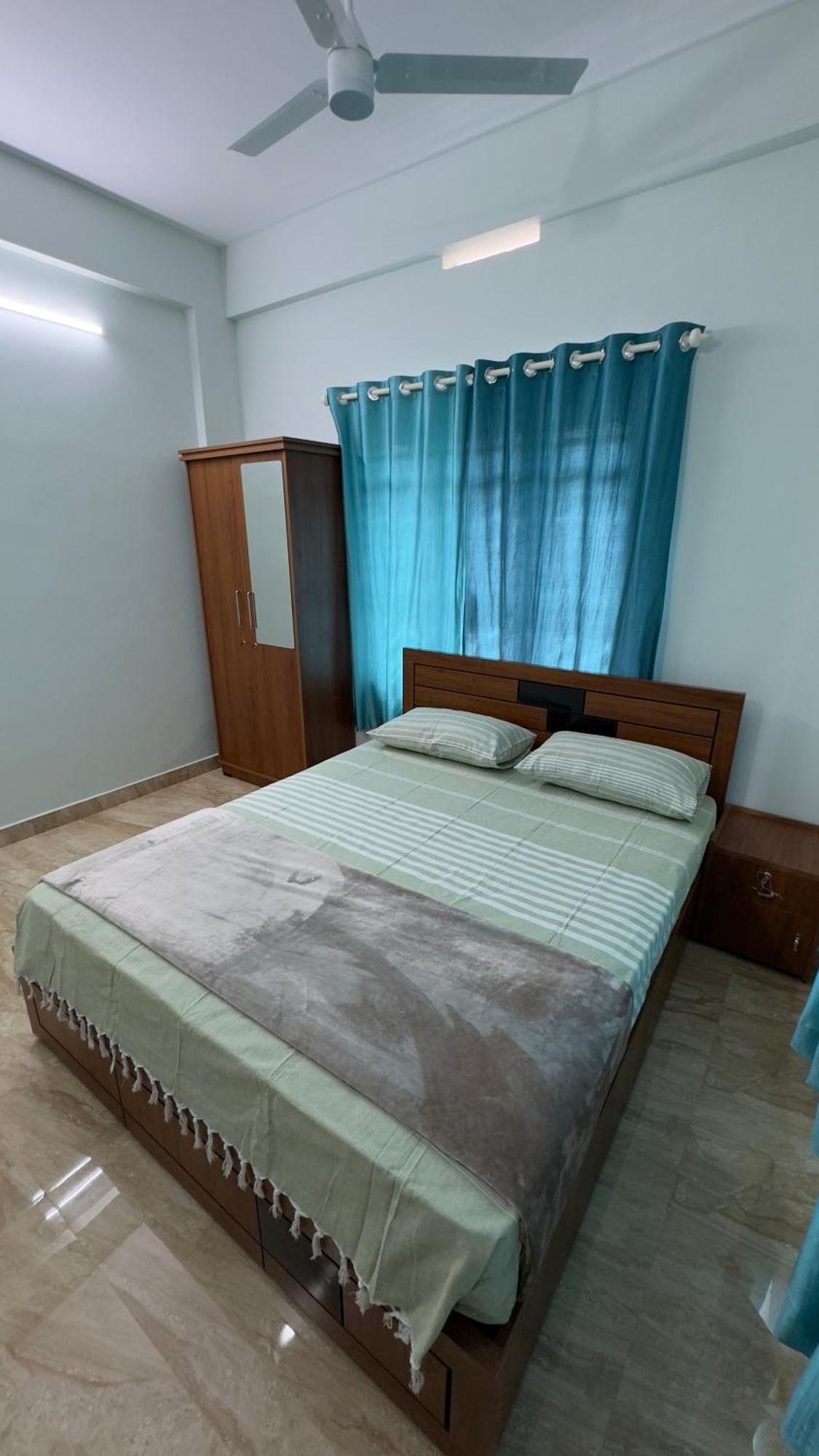 The Karlyle Homestay Vaduvanchal Exteriér fotografie